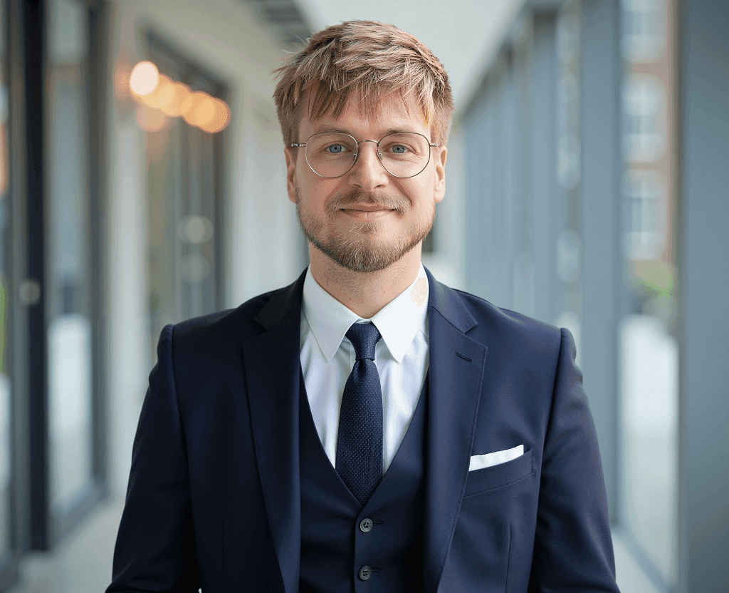 Optimizing Your LinkedIn Profile Picture with AI